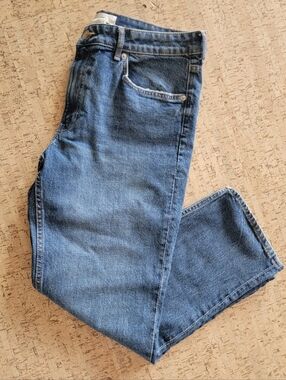 H&M Lighter wash denim straight jeans